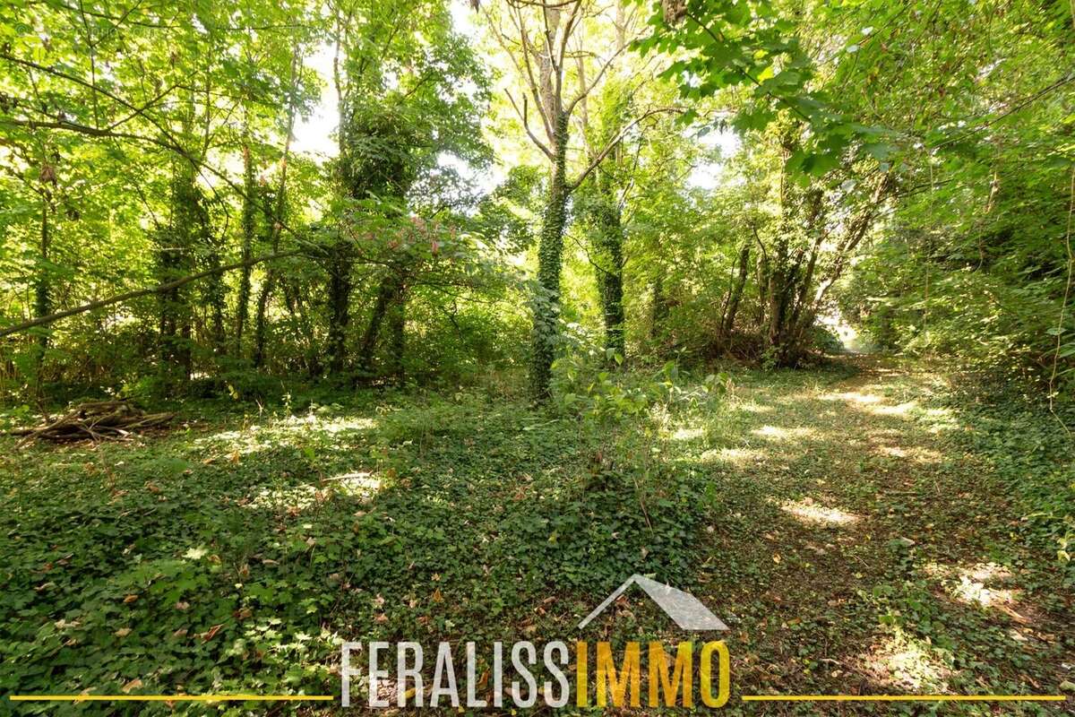 Maison à MEZY-SUR-SEINE