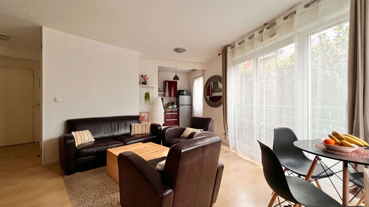 Appartement à CORBEIL-ESSONNES