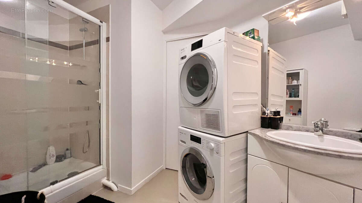 Appartement à CORBEIL-ESSONNES