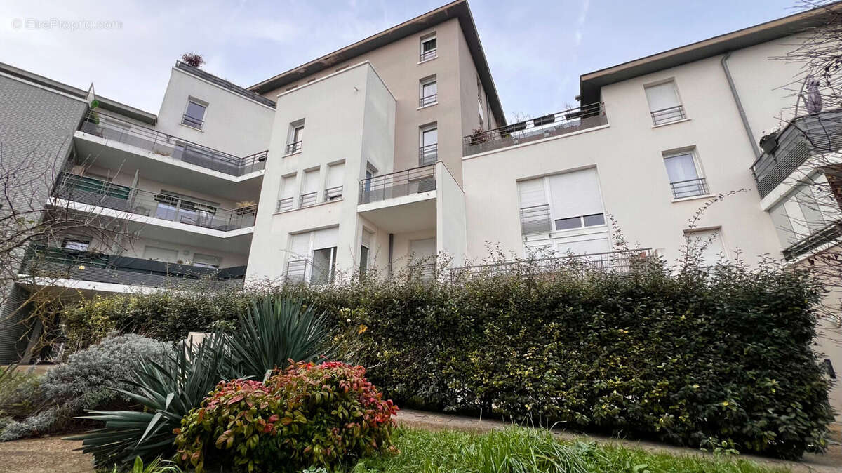 Appartement à CORBEIL-ESSONNES