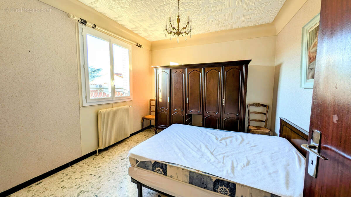 Maison à SAINT-GENIS-DES-FONTAINES