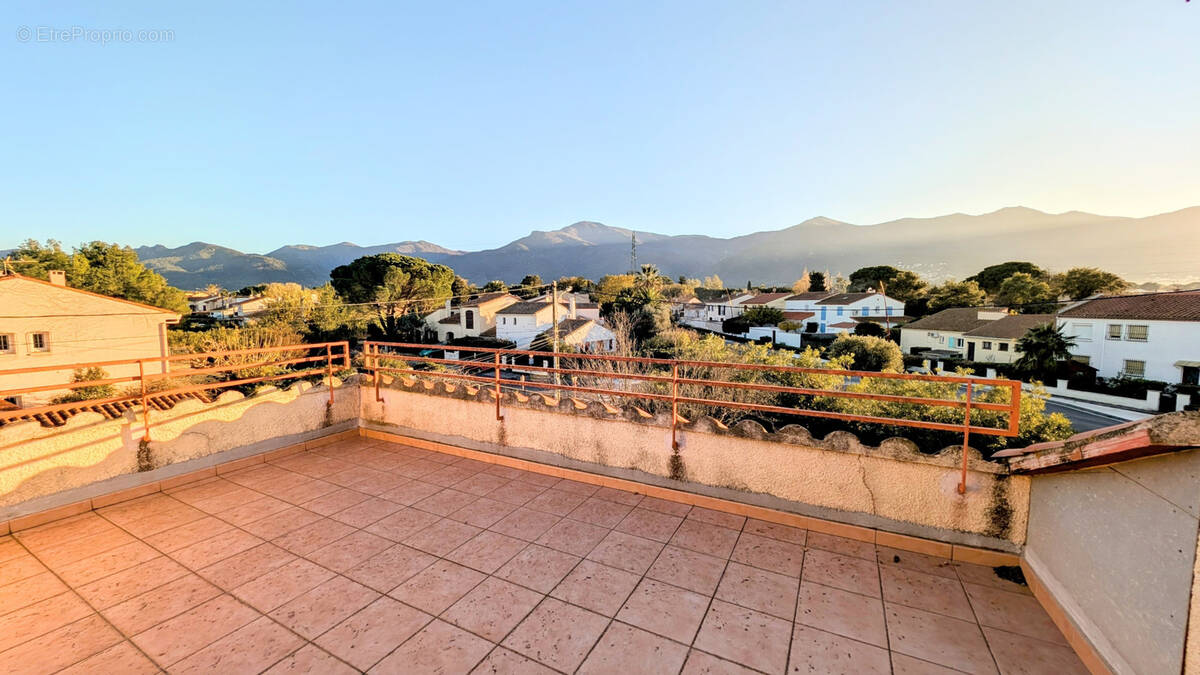 Maison à SAINT-GENIS-DES-FONTAINES