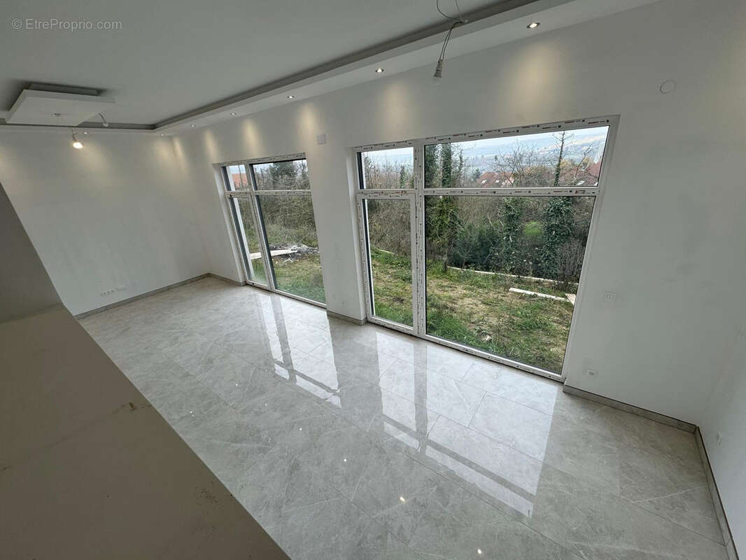 Maison à FRAUENBERG