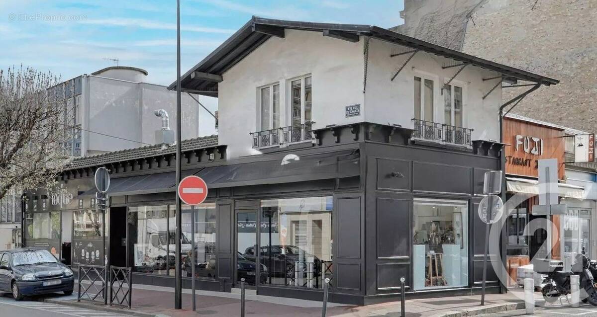 Autre à SAINT-MAUR-DES-FOSSES