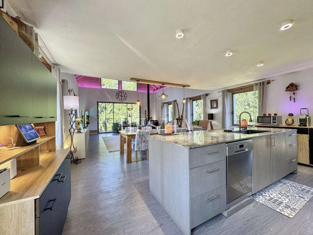 Maison à SALLANCHES