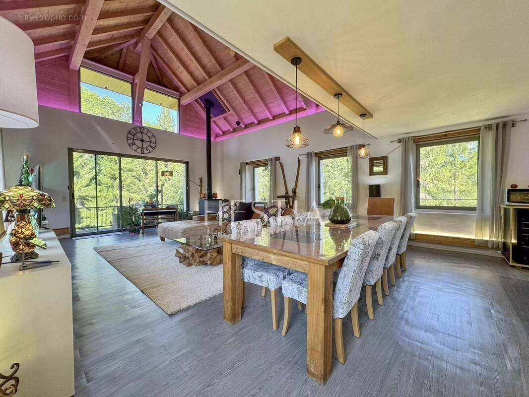 Maison à SALLANCHES