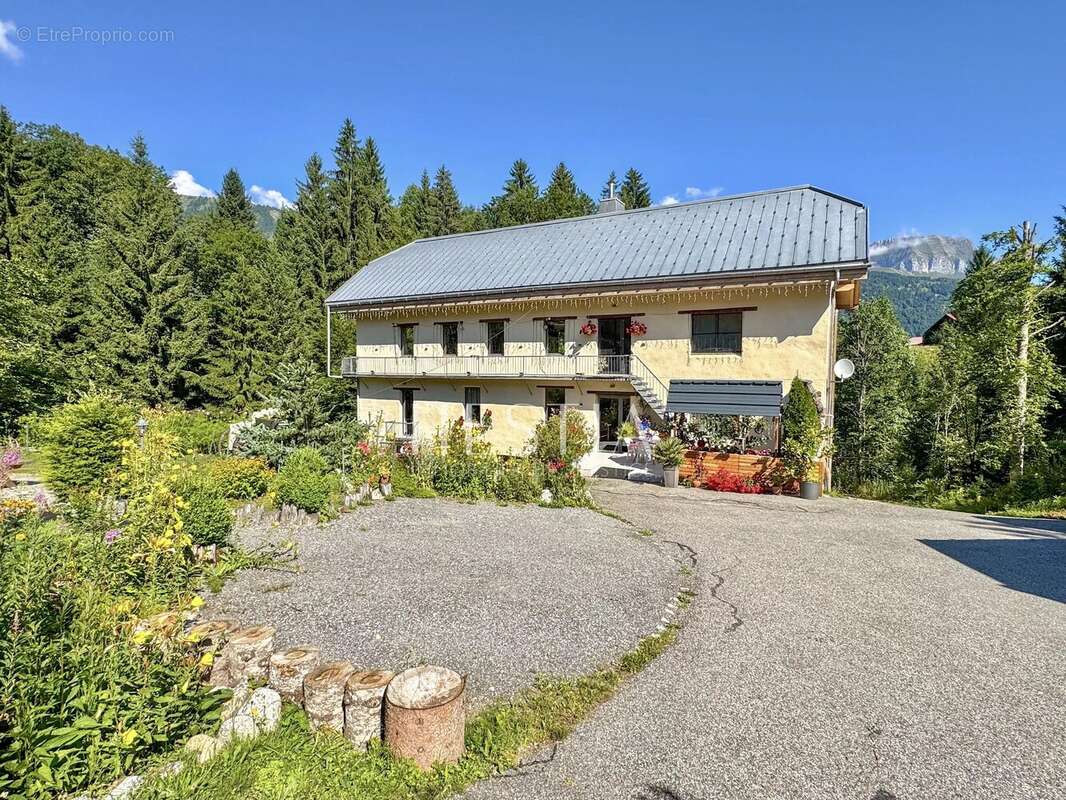 Maison à SALLANCHES