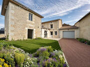 Maison à LA ROCHEFOUCAULD