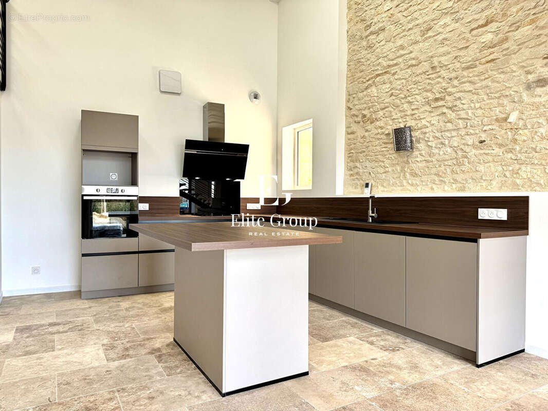 Maison à LA ROCHEFOUCAULD