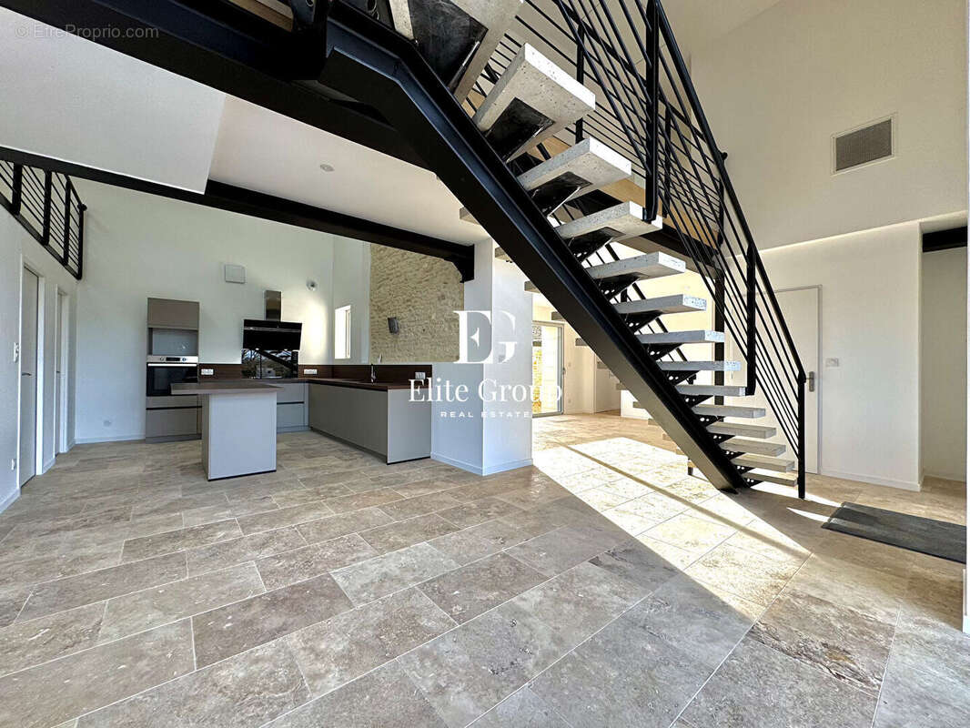 Maison à LA ROCHEFOUCAULD