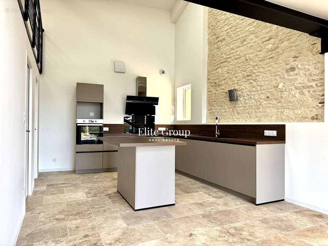 Maison à LA ROCHEFOUCAULD