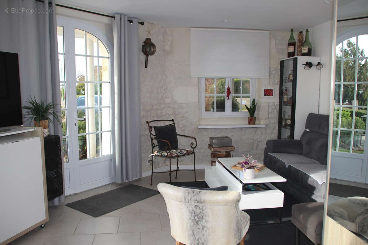 Appartement à MESCHERS-SUR-GIRONDE