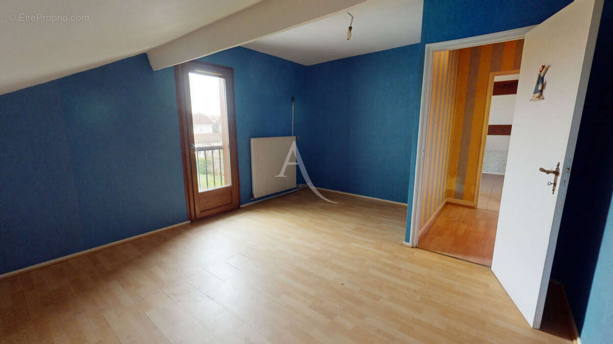 Maison à CHILLY-MAZARIN