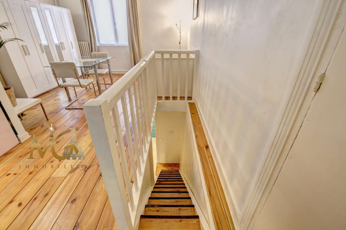 Appartement à PARIS-7E