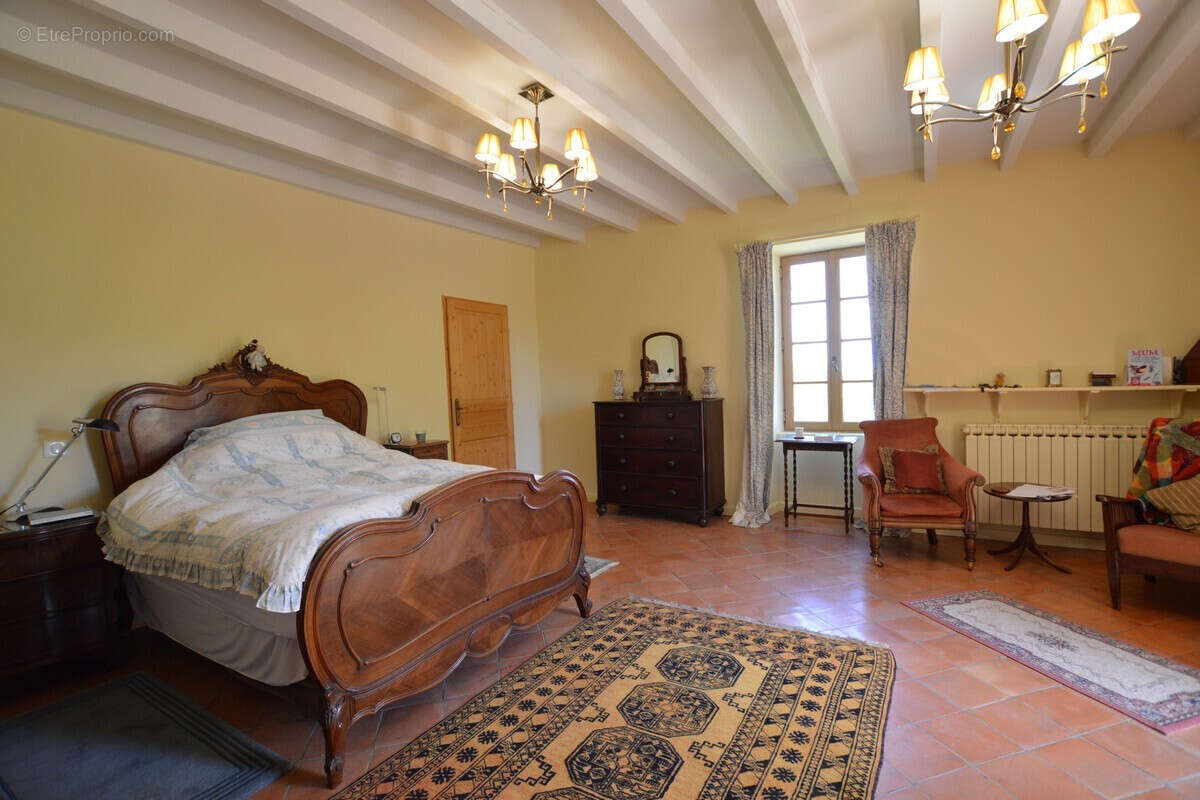 Maison à LEVIGNAC-DE-GUYENNE