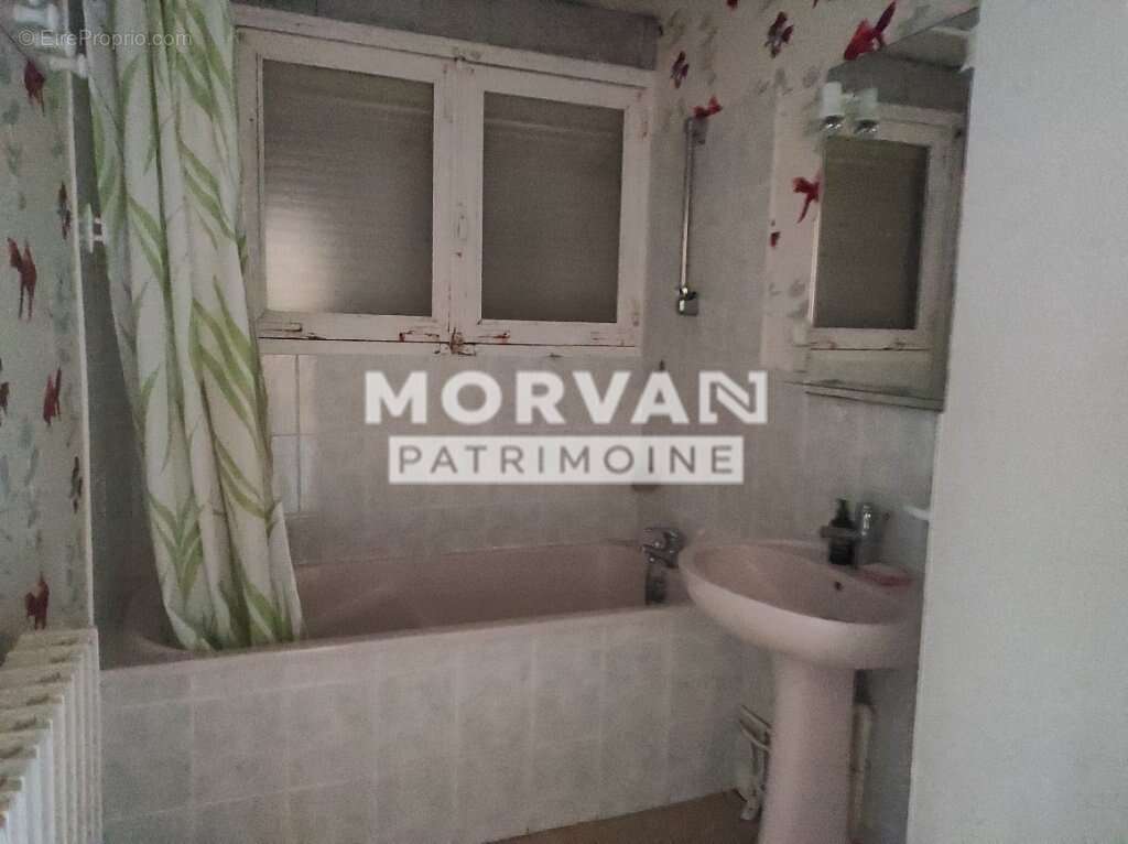 Maison à CHATEAU-CHINON(VILLE)