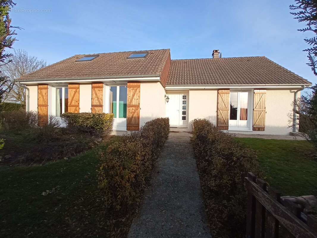 Maison à LE NEUBOURG