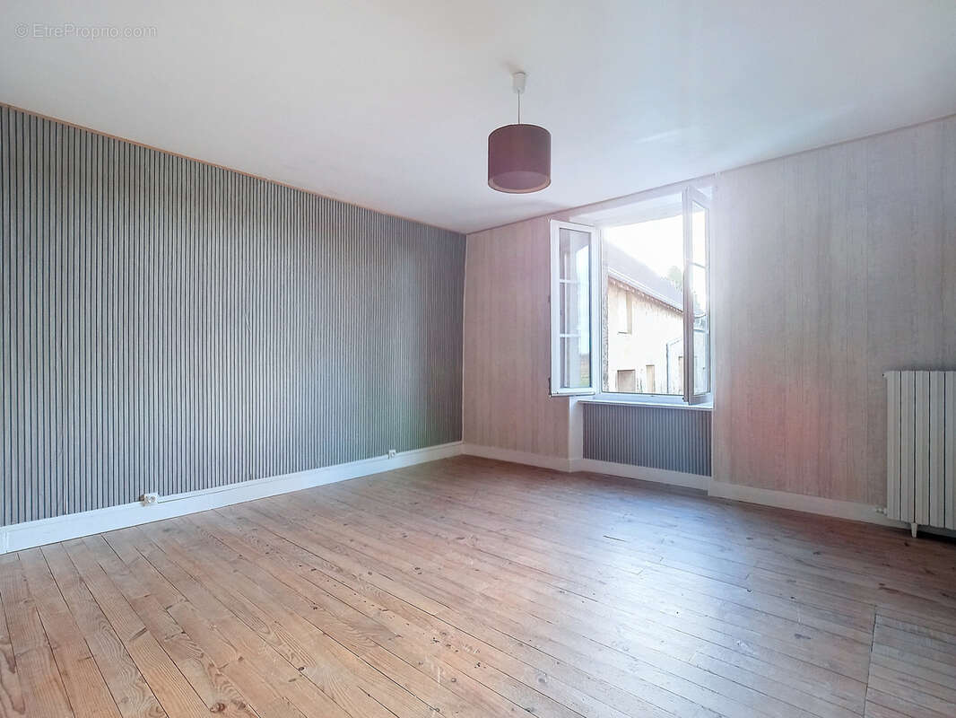 Maison à SAINT-PATRICE-DE-CLAIDS