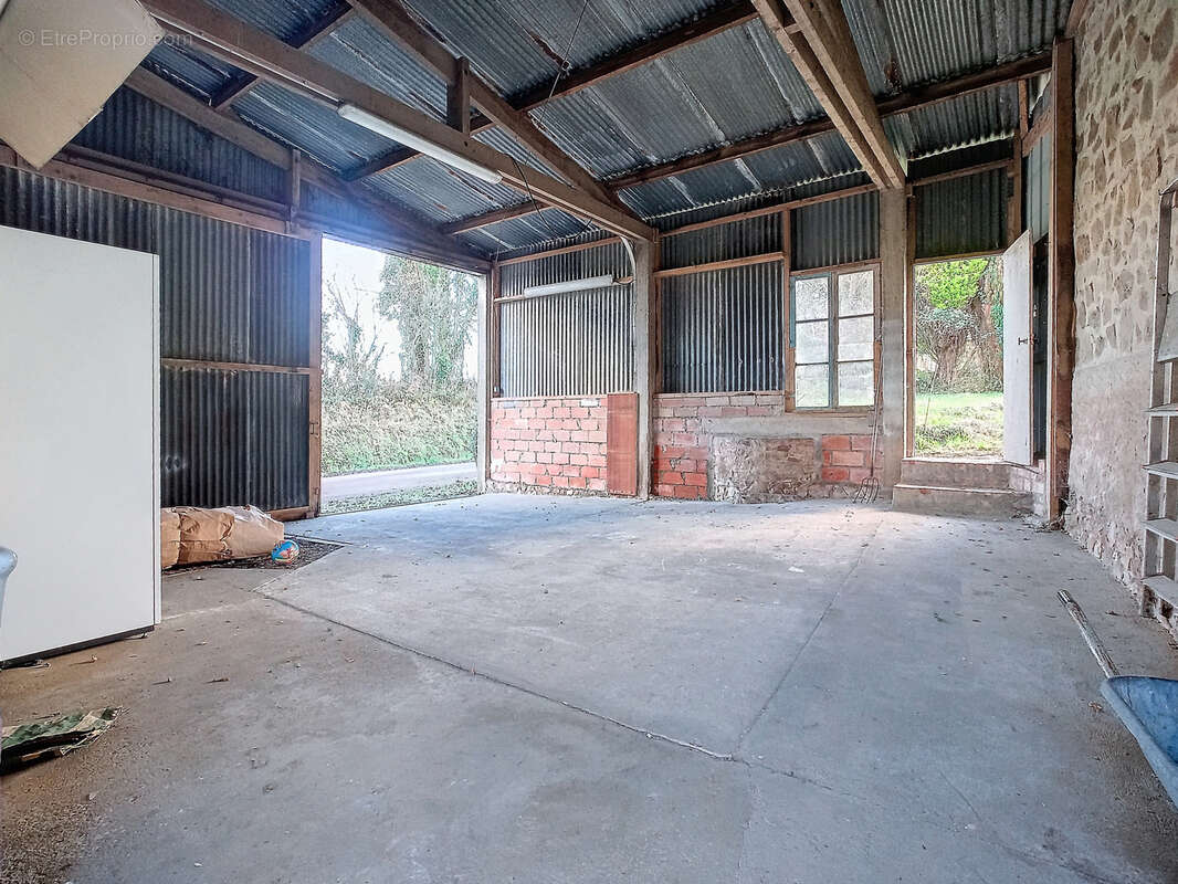 Maison à SAINT-PATRICE-DE-CLAIDS