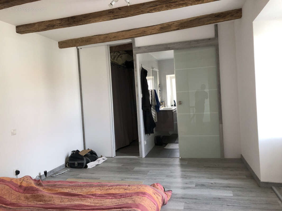 Maison à CHAMPAGNE-MOUTON