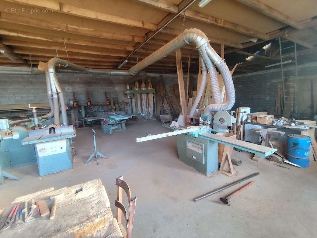 Commerce à RIEUPEYROUX