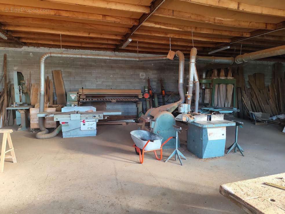 Commerce à RIEUPEYROUX