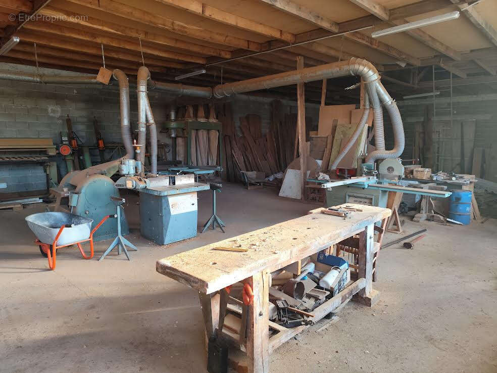 Commerce à RIEUPEYROUX