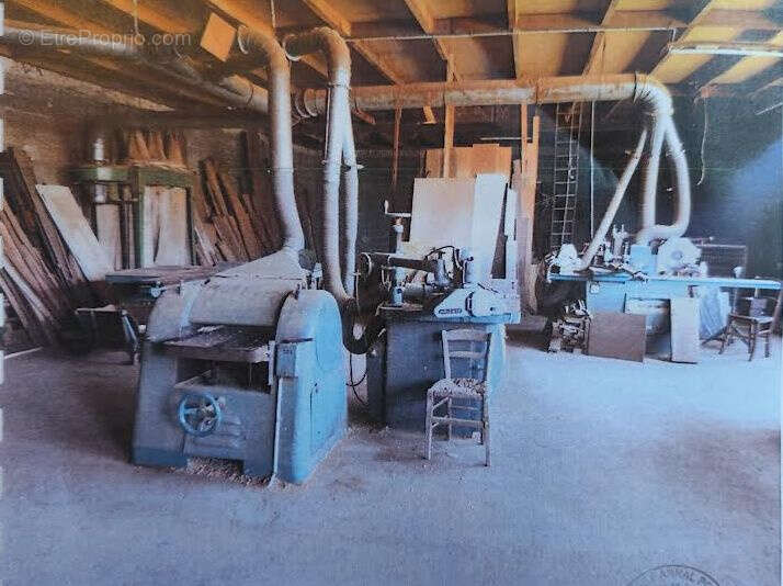 Commerce à RIEUPEYROUX