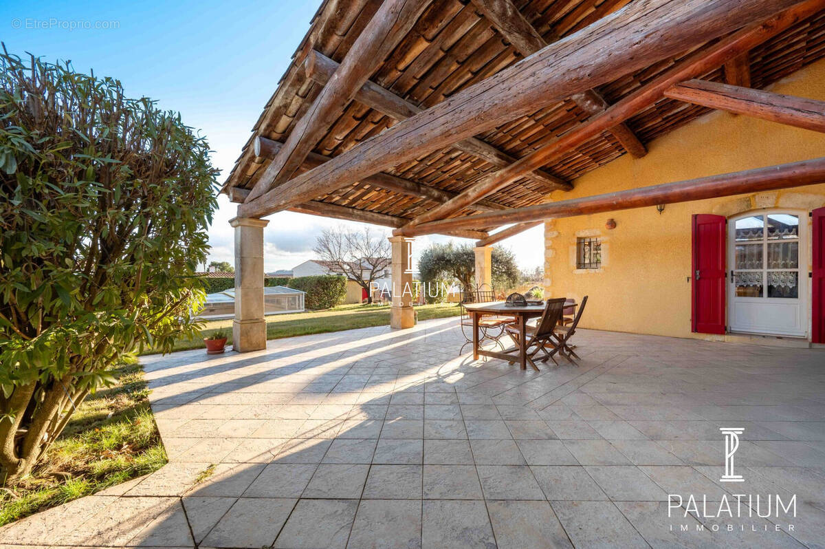 Maison à PIERREVERT