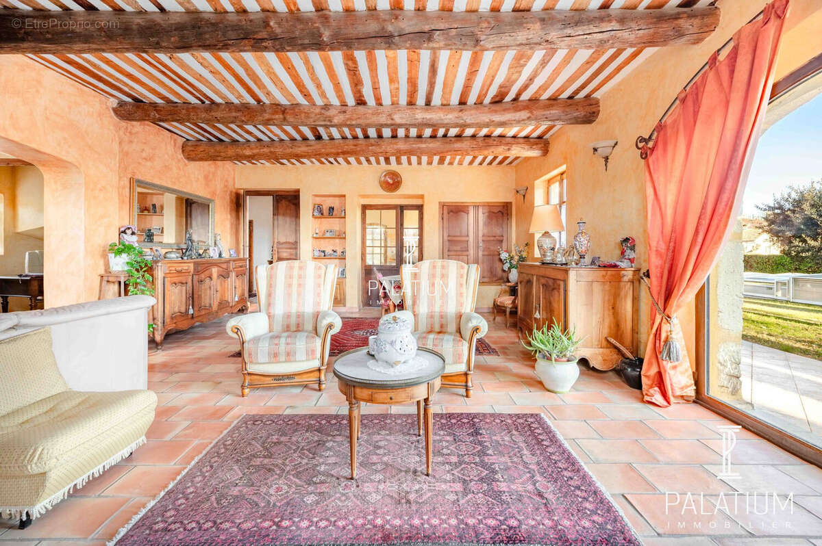 Maison à PIERREVERT