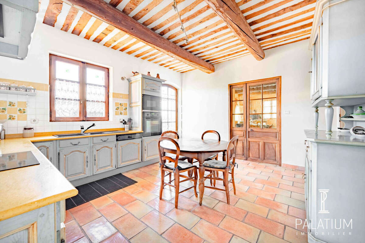 Maison à PIERREVERT