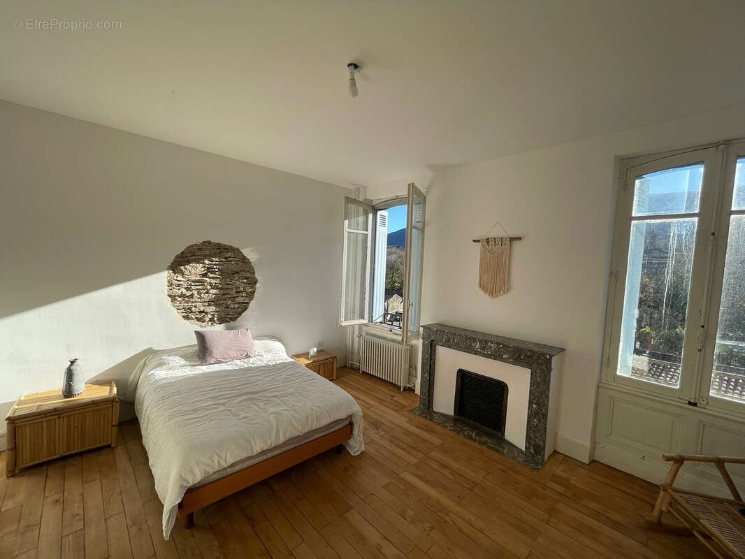 Maison à SAINT-AMANS-VALTORET