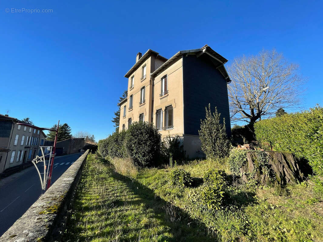 Maison à SAINT-AMANS-VALTORET