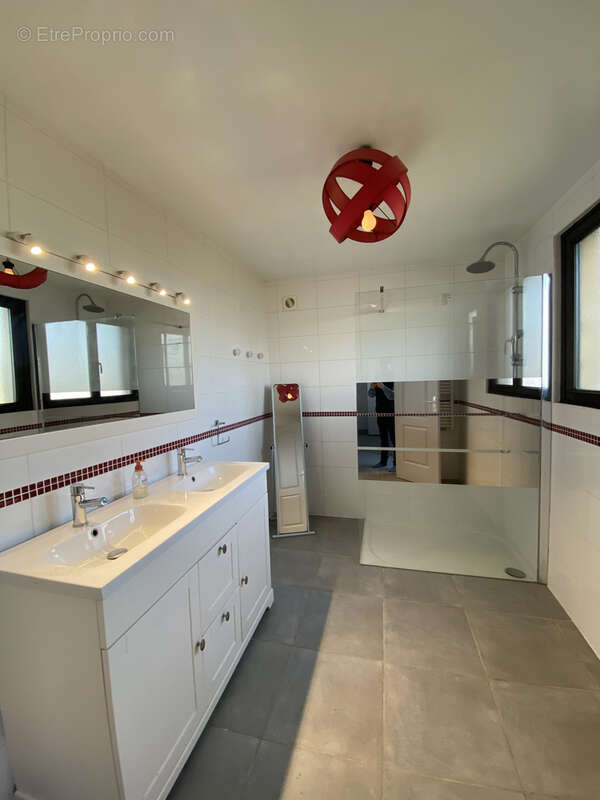 Maison à PLOUNEVEZ-MOEDEC