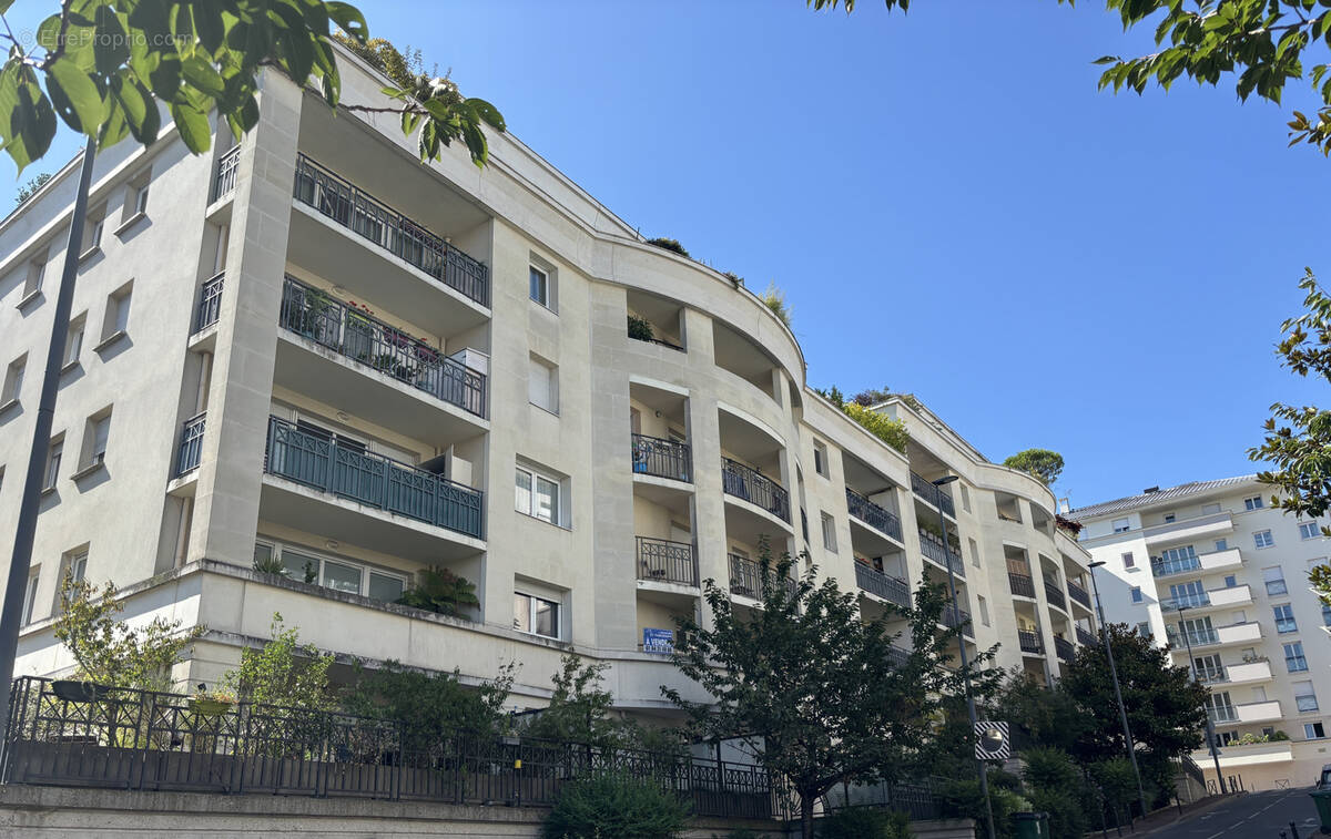 Appartement à CHATILLON