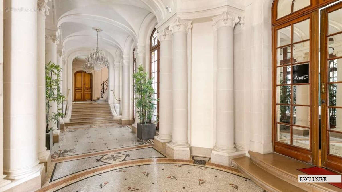 Appartement à PARIS-16E