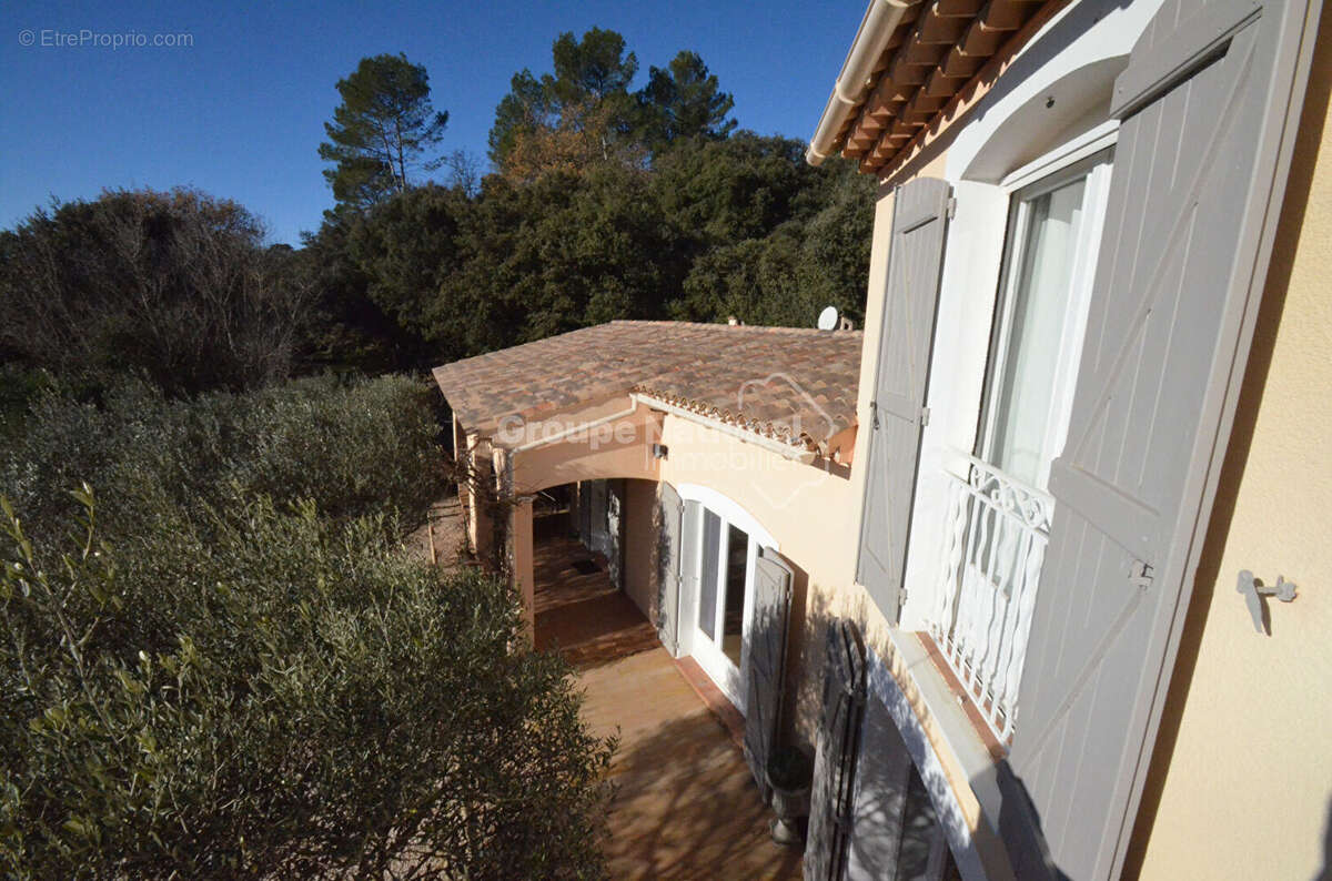 Maison à FLASSANS-SUR-ISSOLE