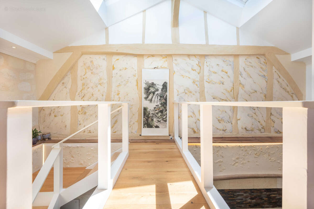 Maison à SAINT-CAPRAIS-DE-BORDEAUX