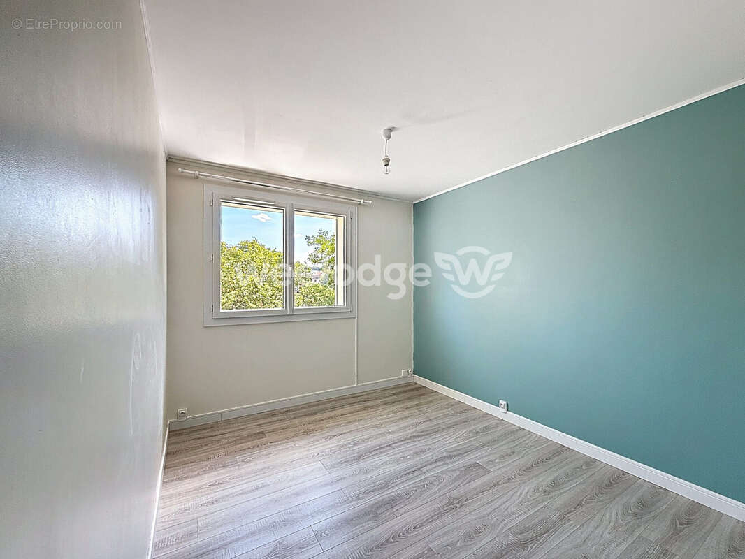 Appartement à SAINT-MICHEL-SUR-ORGE