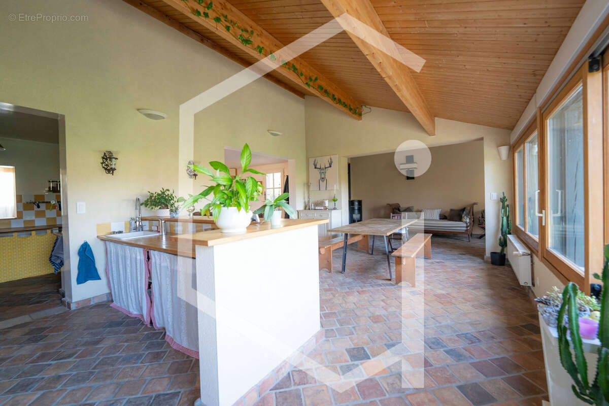 Maison à COSNE-COURS-SUR-LOIRE