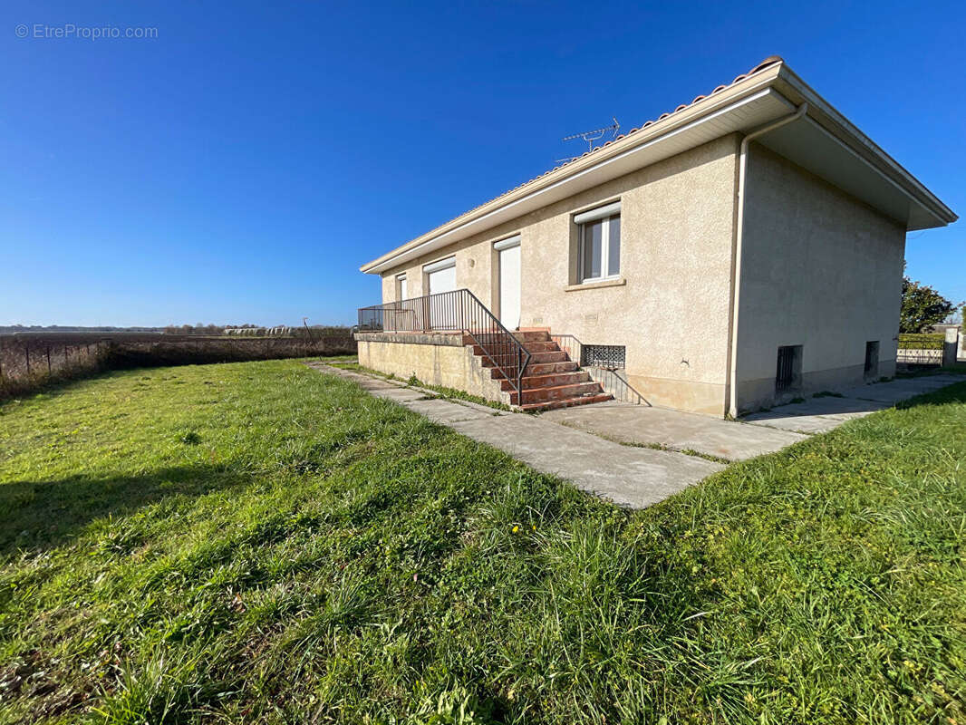 Maison à ALBEFEUILLE-LAGARDE