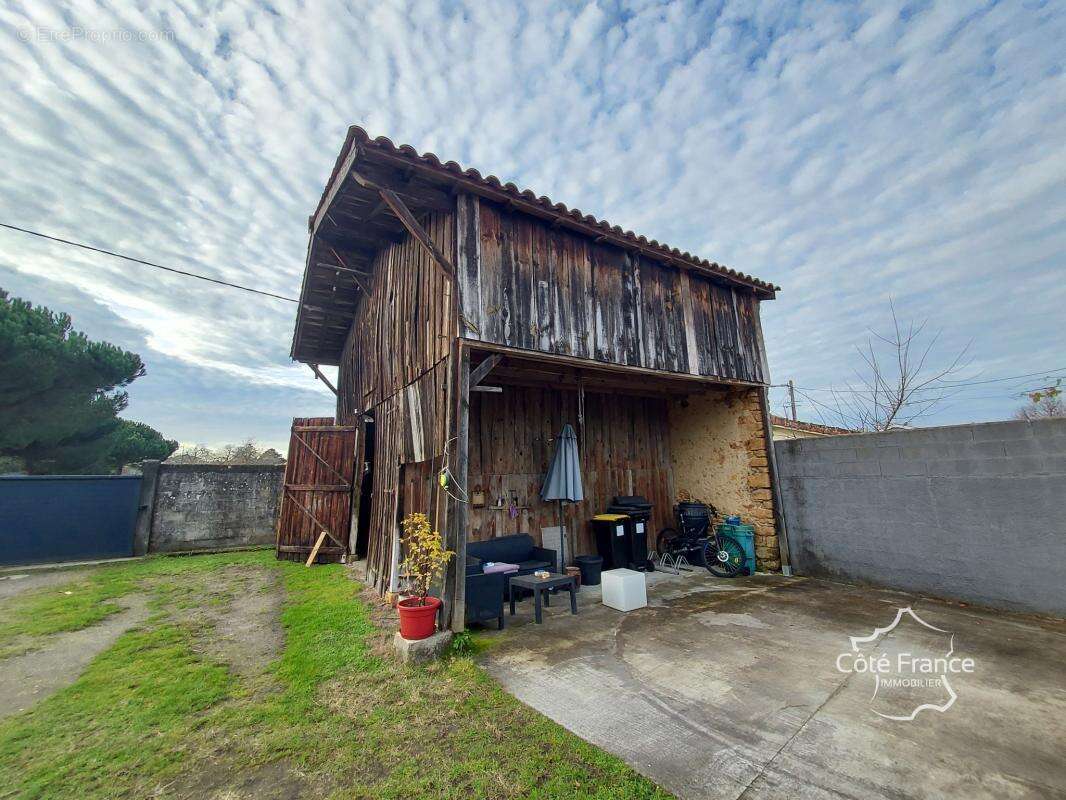 Maison à SAINT-SYMPHORIEN