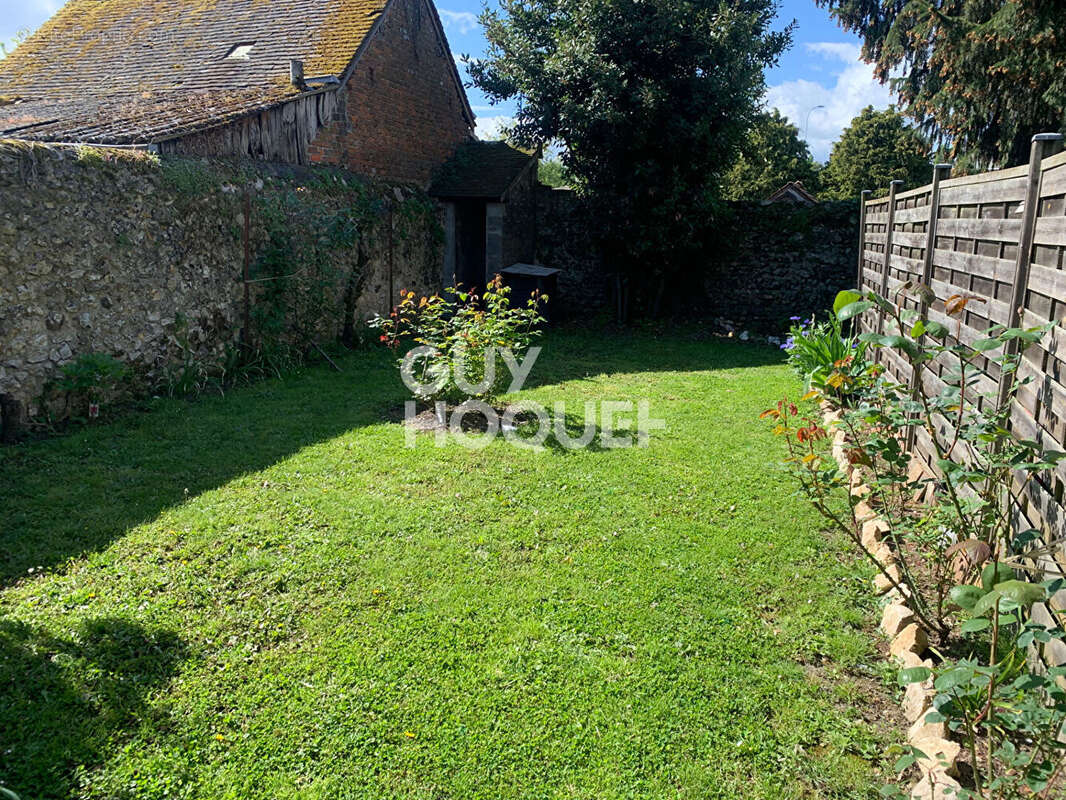 Maison à CLOYES-SUR-LE-LOIR