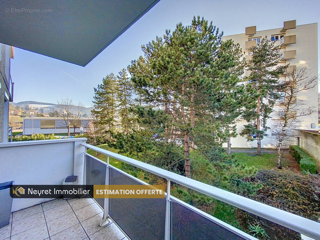 Appartement à SAINT-ETIENNE