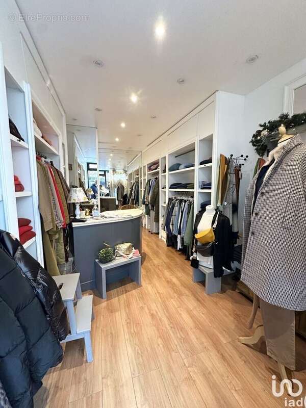 Photo 2 - Commerce à ARPAJON