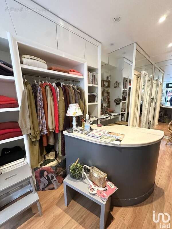 Photo 3 - Commerce à ARPAJON