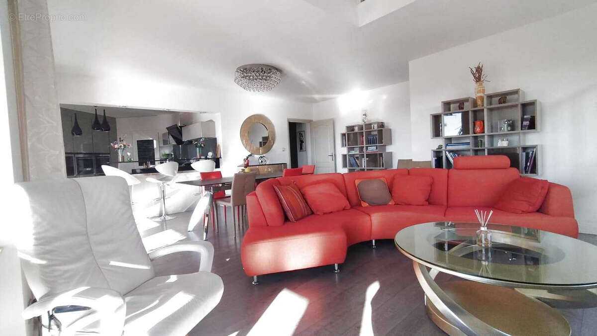 Appartement à CARQUEIRANNE