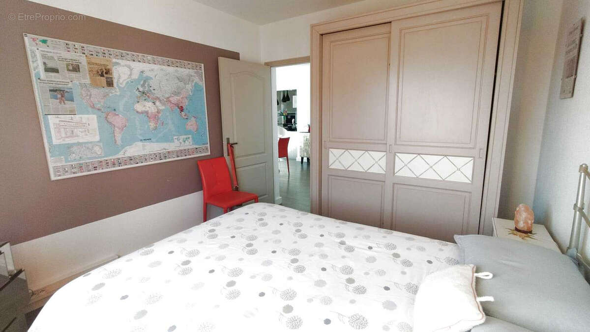 Appartement à CARQUEIRANNE