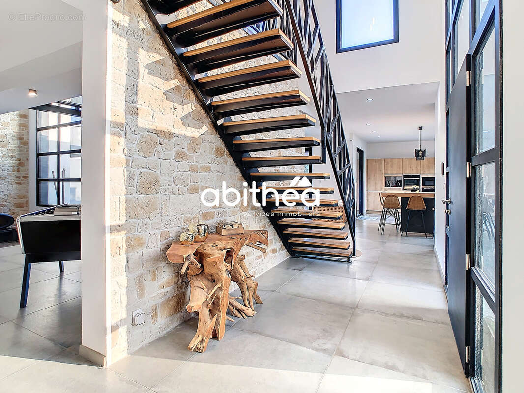 Maison à FRESNES-LES-MONTAUBAN