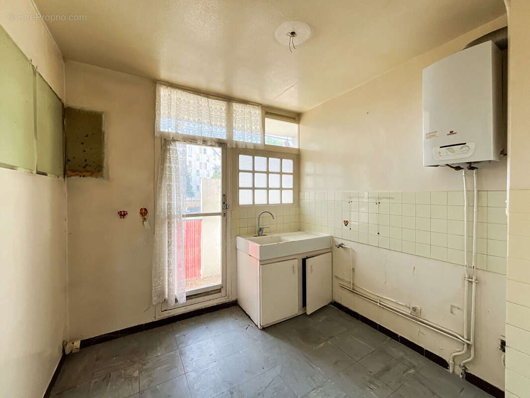 Appartement à MARSEILLE-11E